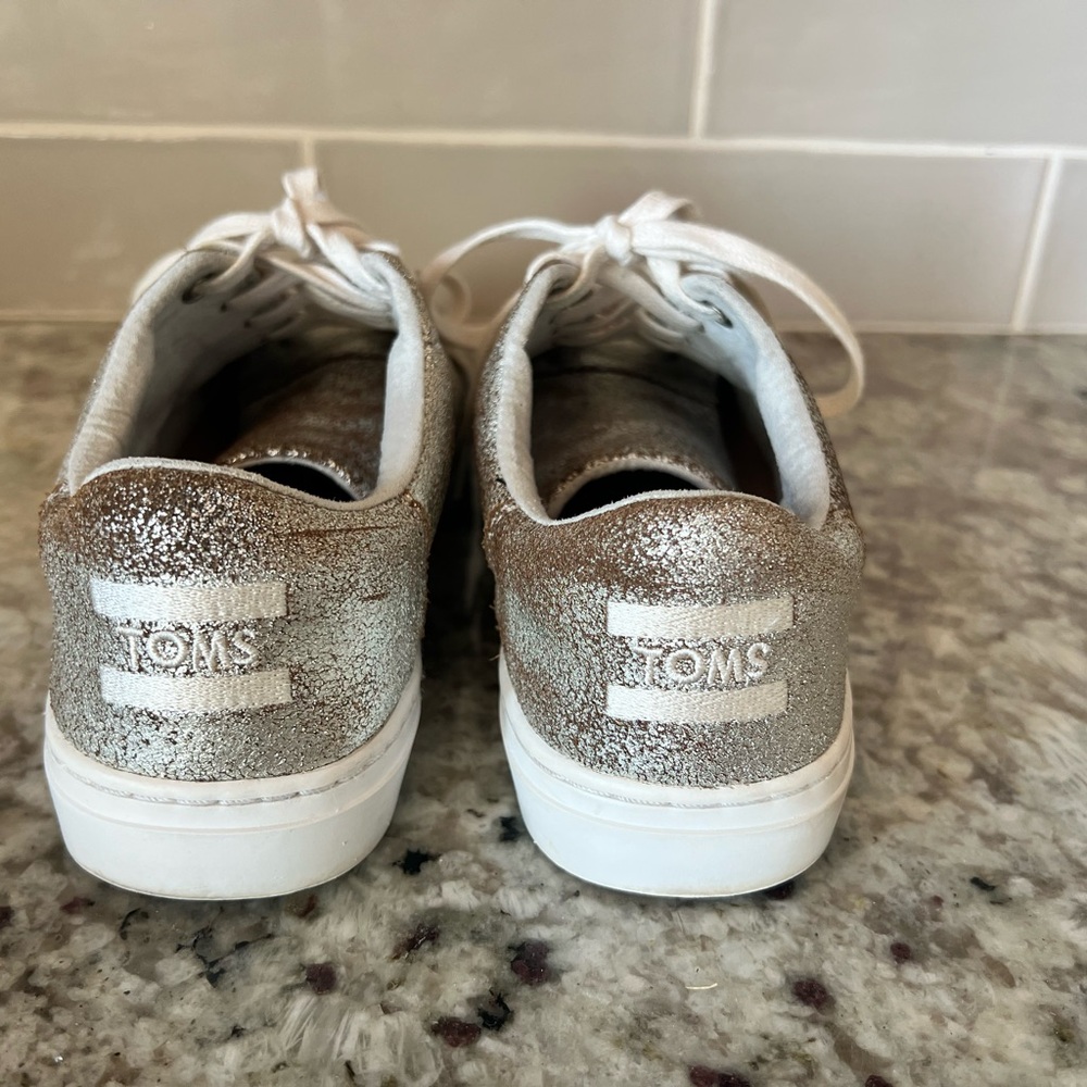 Toms Girls Glittery Silver Low-Top Sneakers